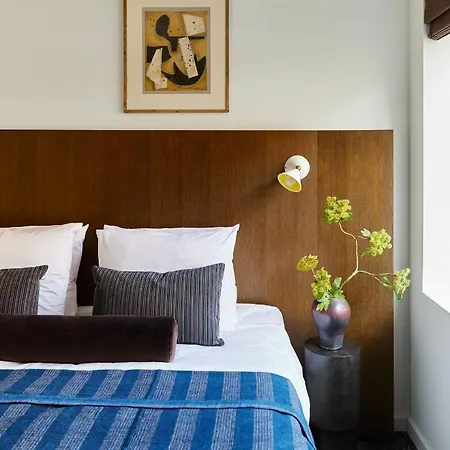 Morgan & Mees Hotel 4*