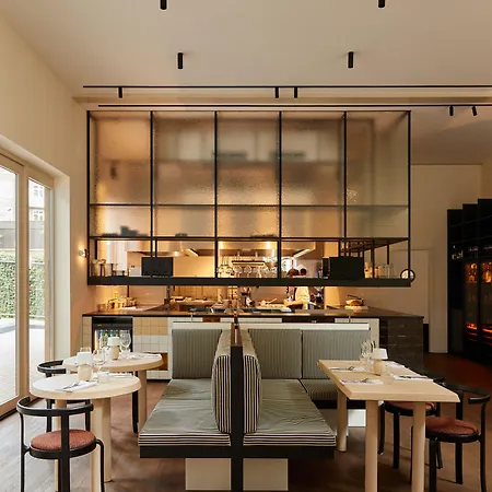 Morgan & Mees 4* Róterdam