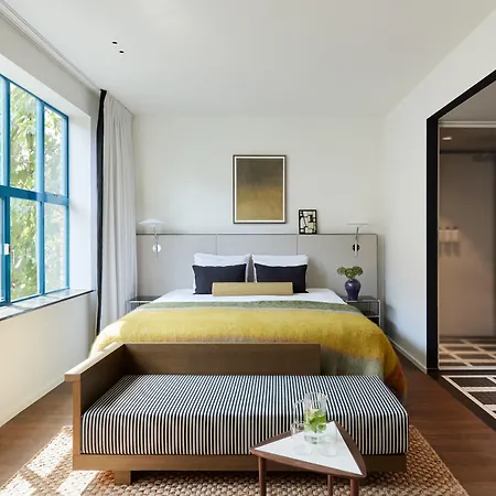 Morgan & Mees Hotel 4*